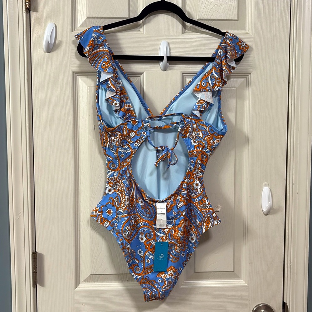 Cupshe Blue and Orange Paisley One Piece Women’s Swimsuit